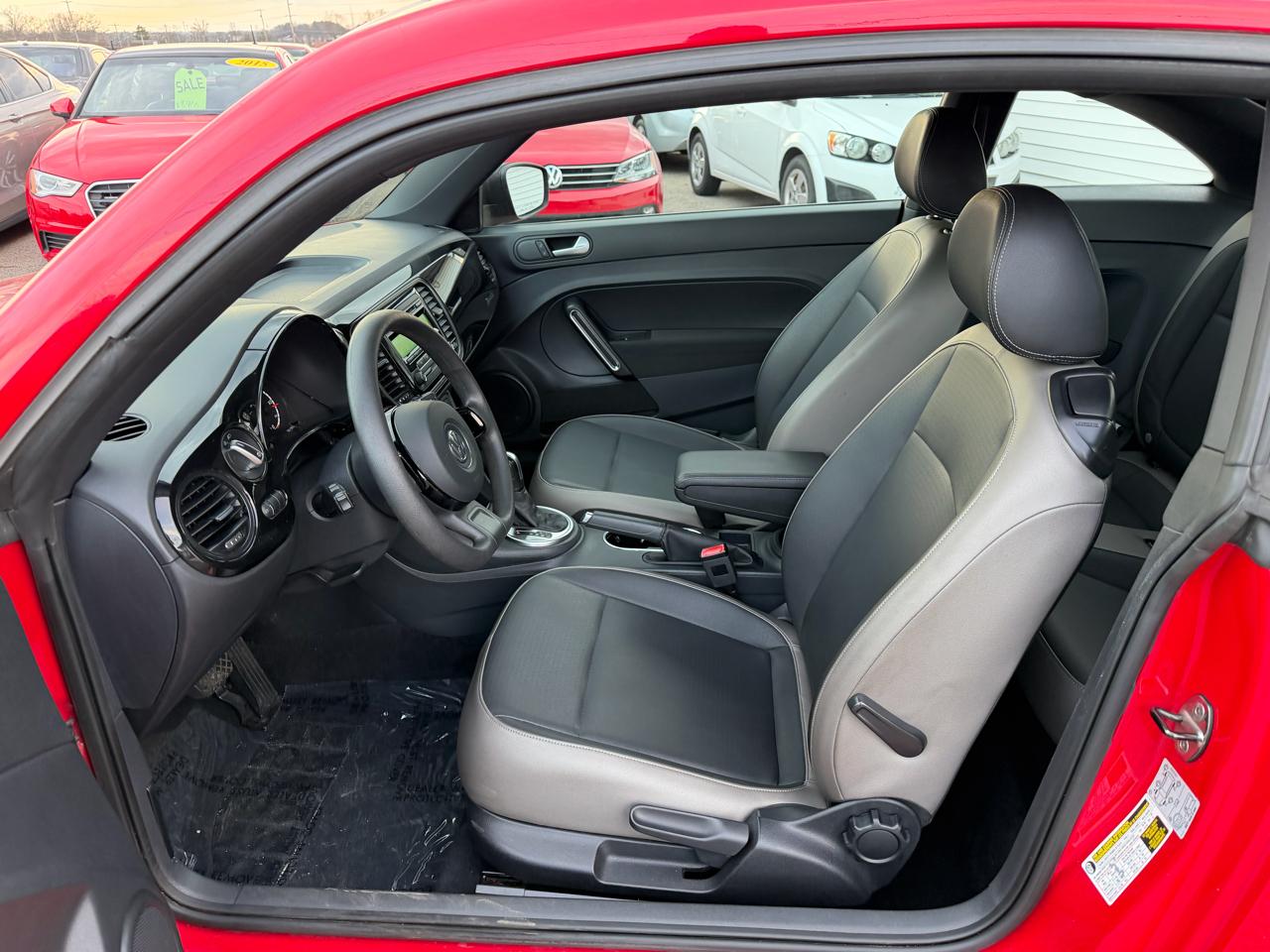 Volkswagen Beetle 1.8T Classic 2015