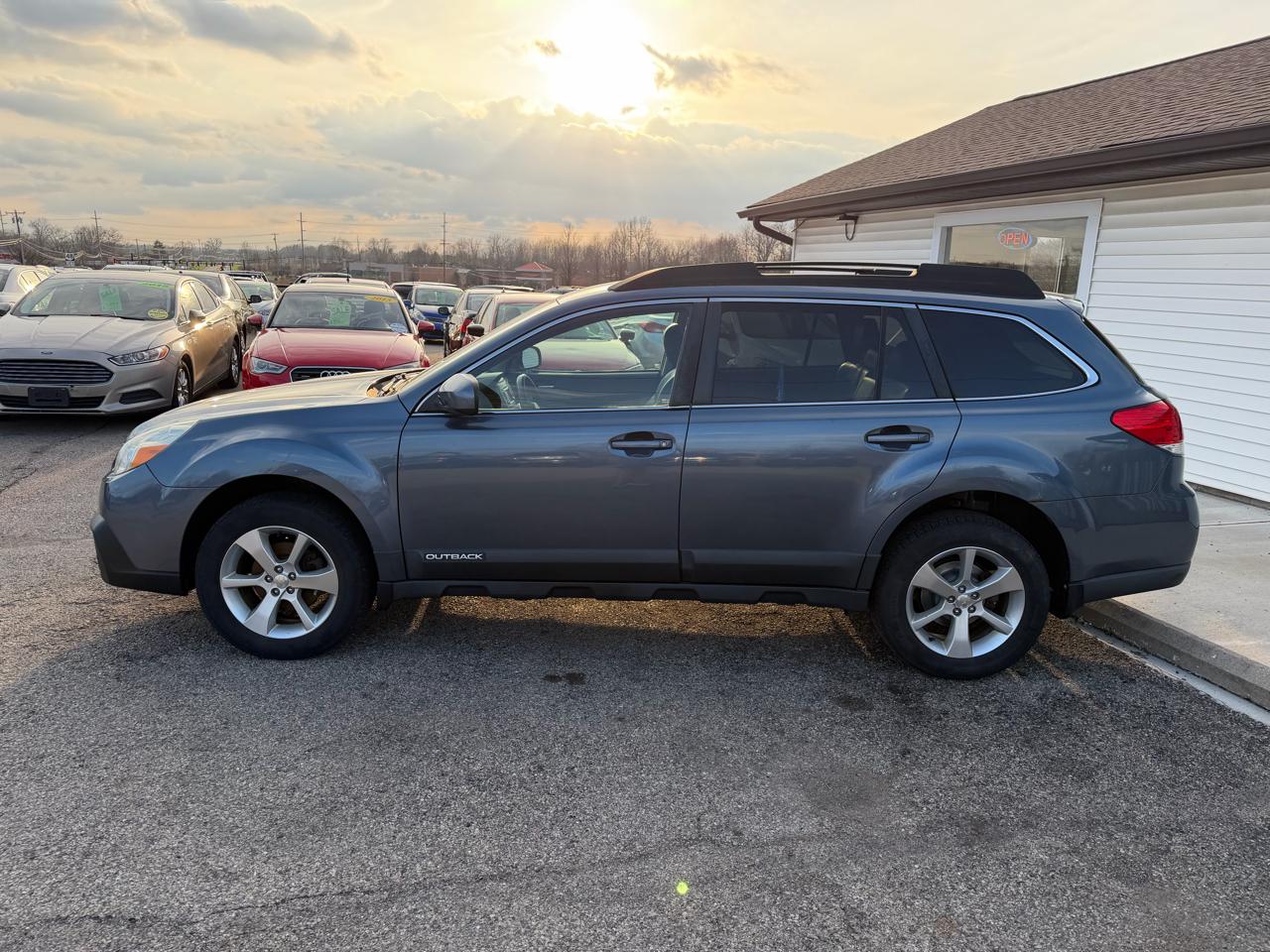 Subaru Outback 2.5i Limited 2014