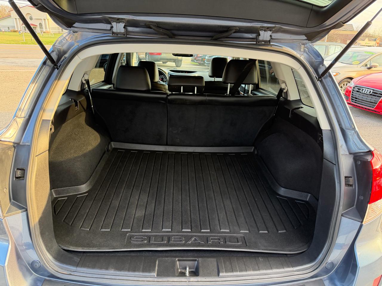 Subaru Outback 2.5i Limited 2014