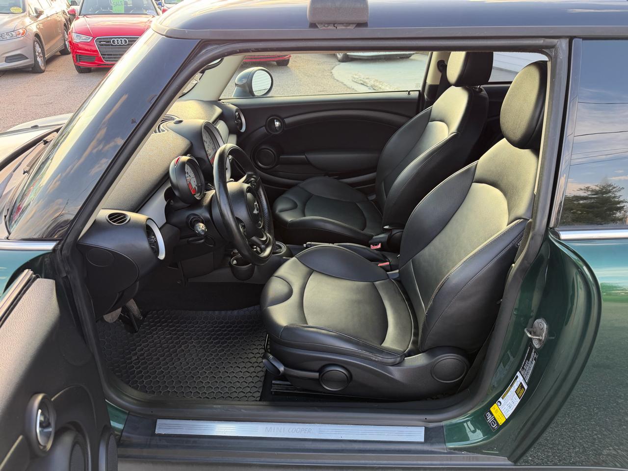 MINI Cooper Base 2013