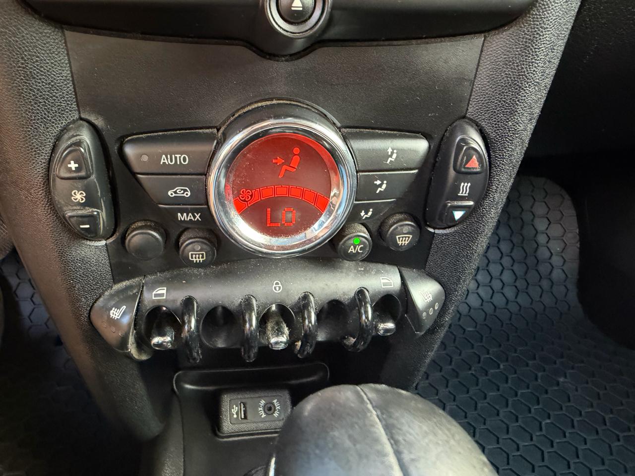 MINI Cooper Base 2013