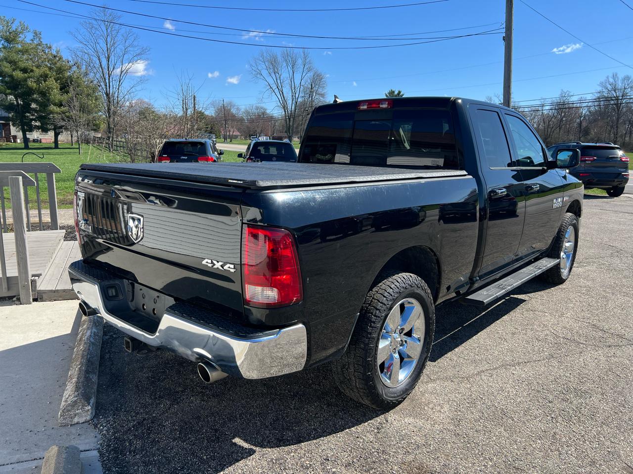 RAM 1500 SLT Quad Cab 4WD 2013