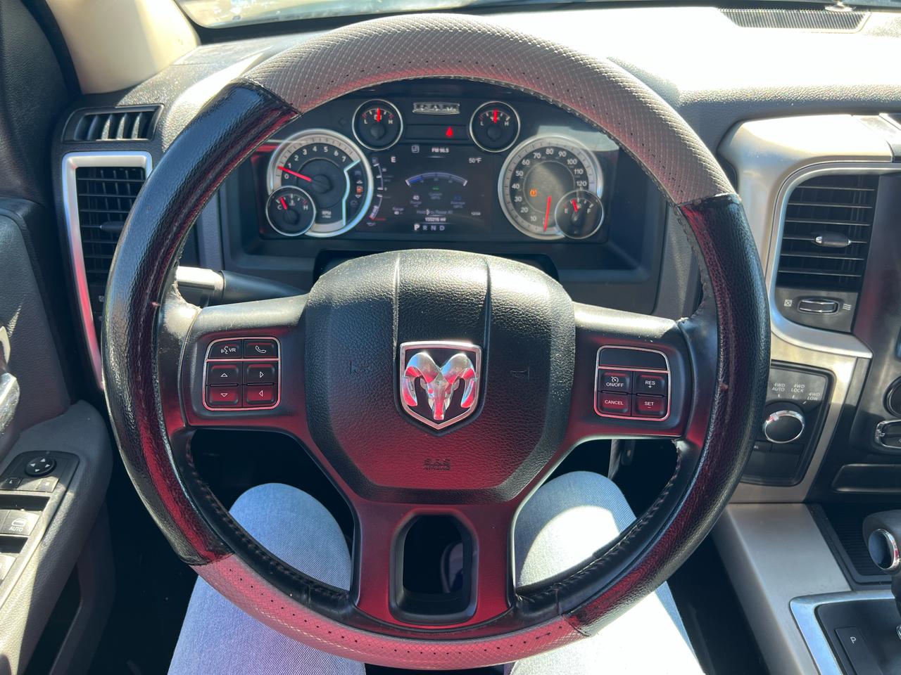 RAM 1500 SLT Quad Cab 4WD 2013