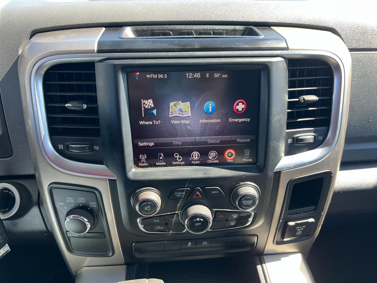 RAM 1500 SLT Quad Cab 4WD 2013