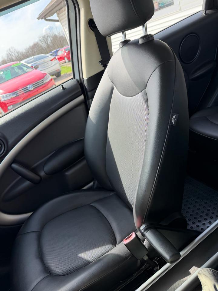 MINI Countryman Base 2012