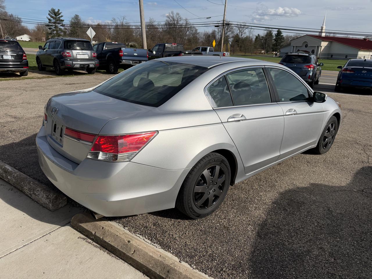 Honda Accord LX sedan AT 2012