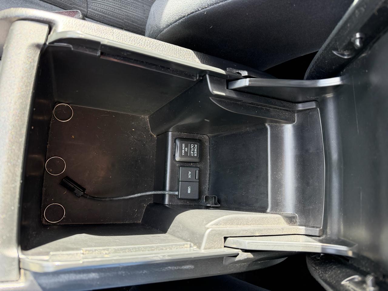 Honda Accord LX sedan AT 2012