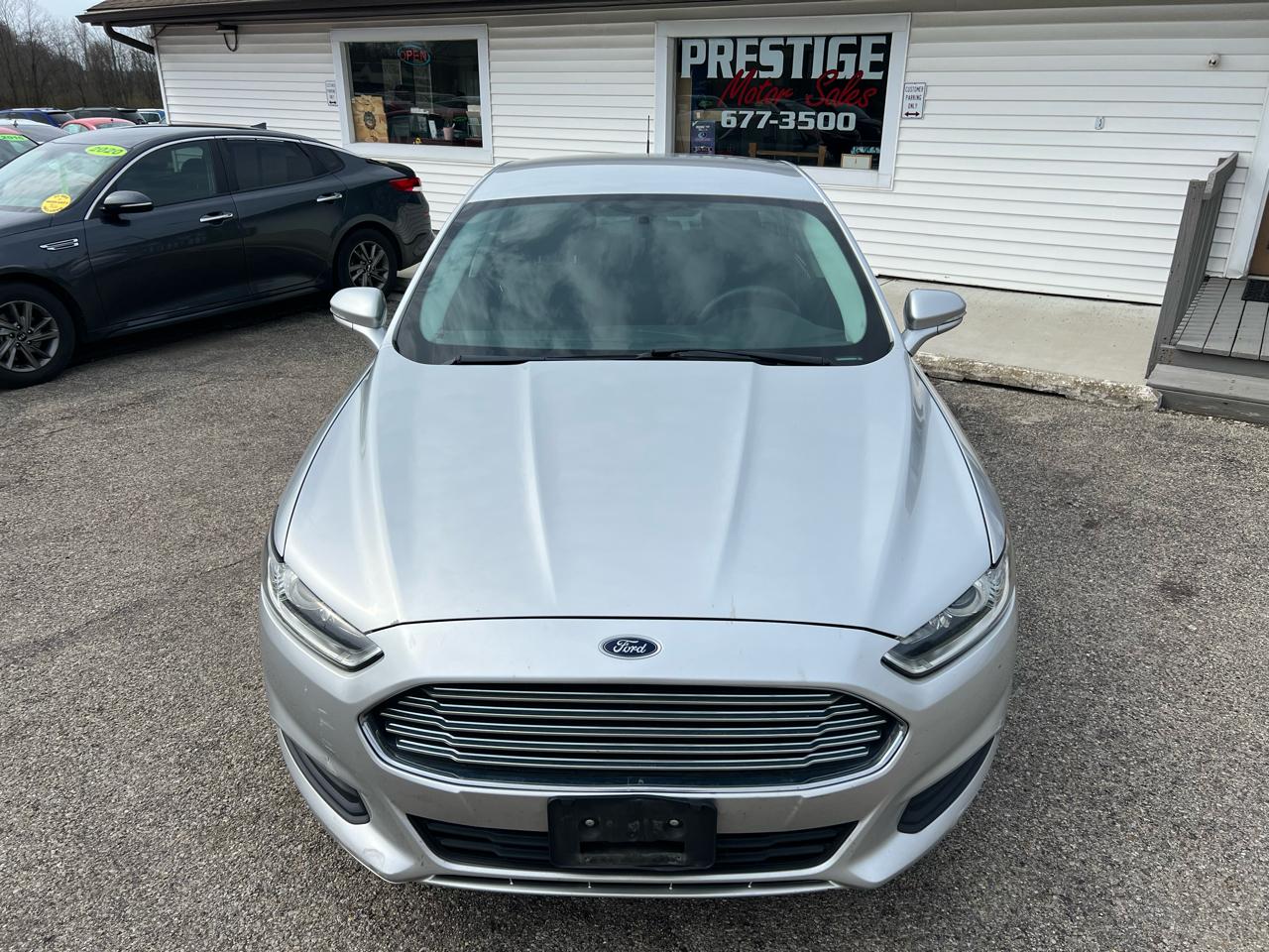 Ford Fusion SE 2013
