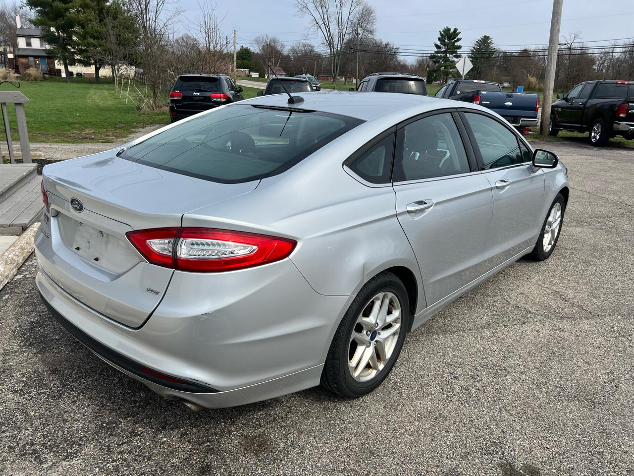 Ford Fusion SE 2013