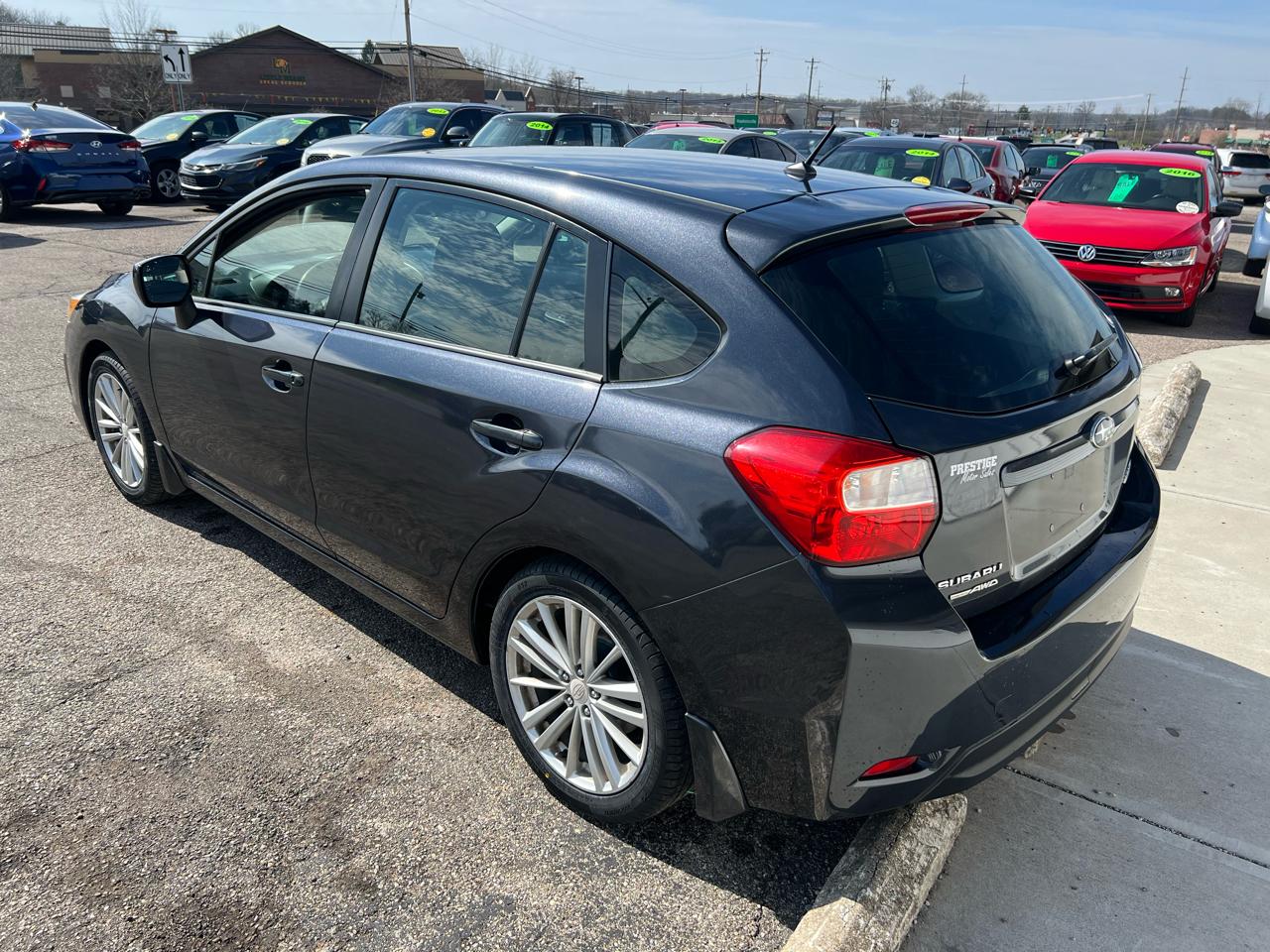 Subaru Impreza Premium Plus 5-Door+S/R 2012