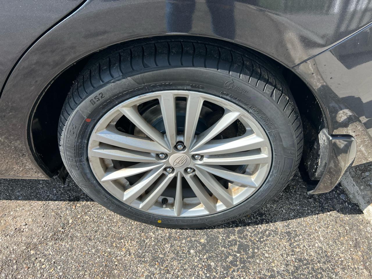 Subaru Impreza Premium Plus 5-Door+S/R 2012