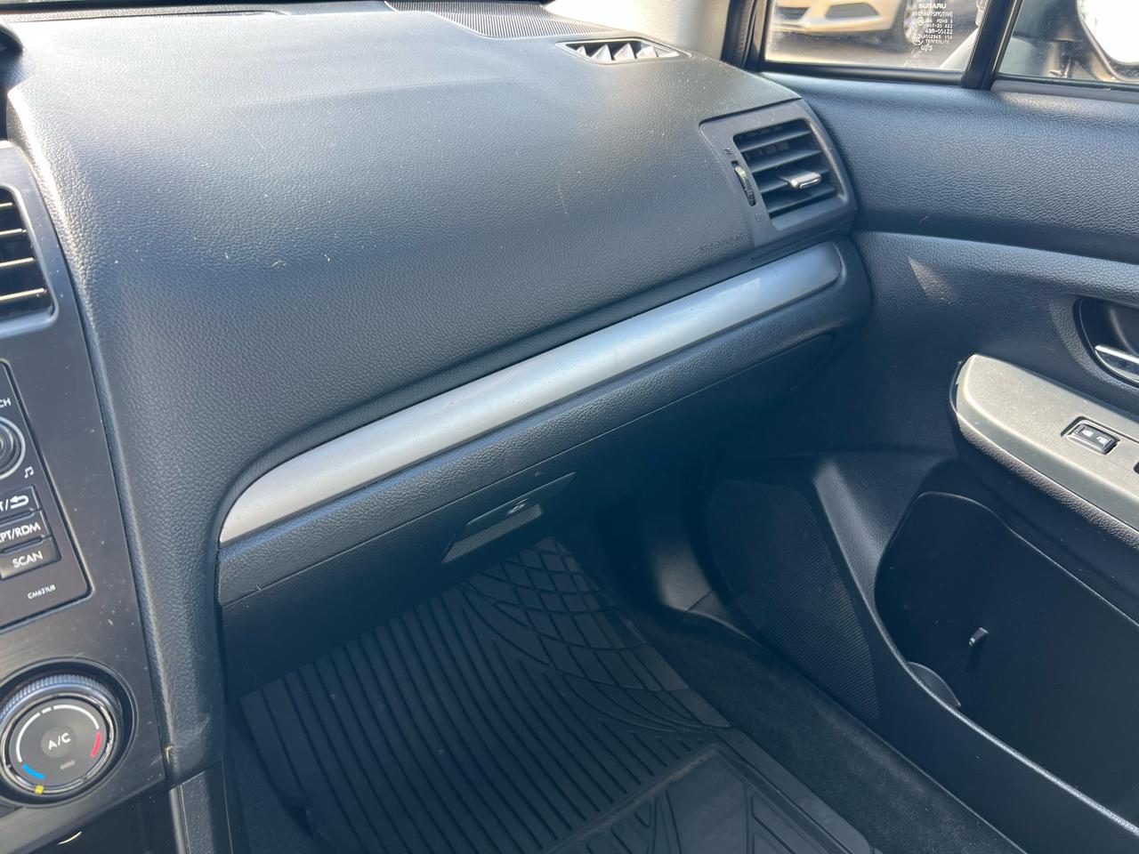 Subaru Impreza Premium Plus 5-Door+S/R 2012