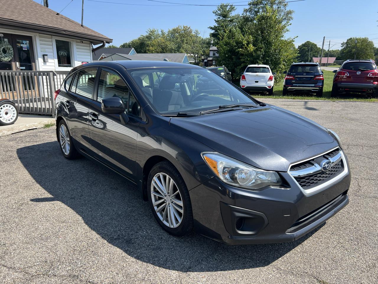 Subaru Impreza Premium Plus 5-Door+S/R 2012