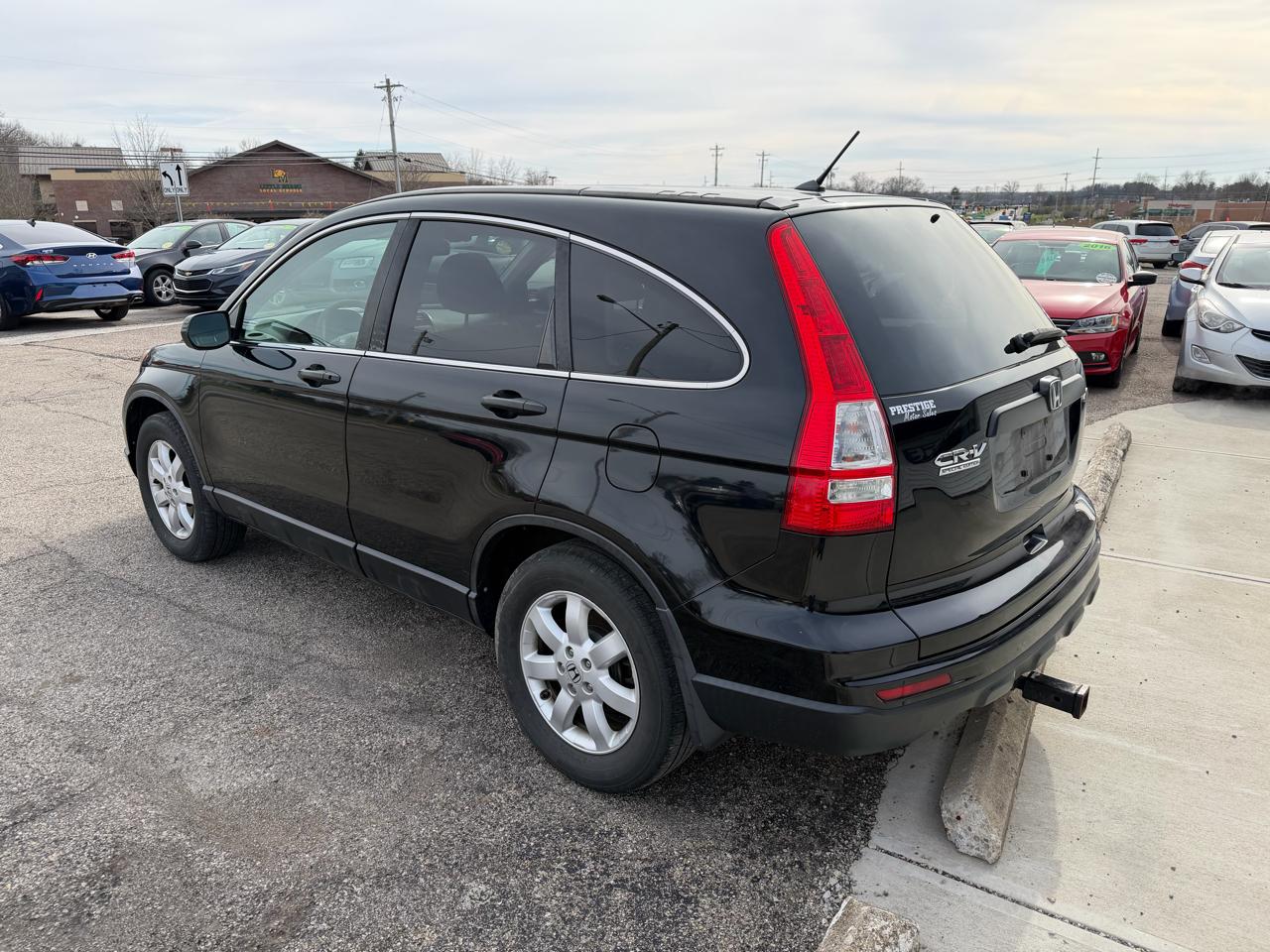 Honda CR-V SE 4WD 5-Speed AT 2011