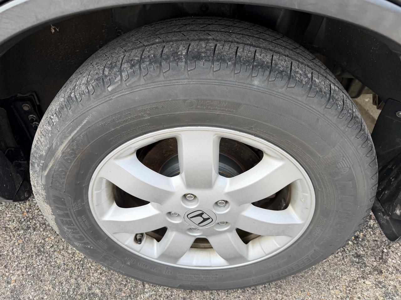 Honda CR-V SE 4WD 5-Speed AT 2011