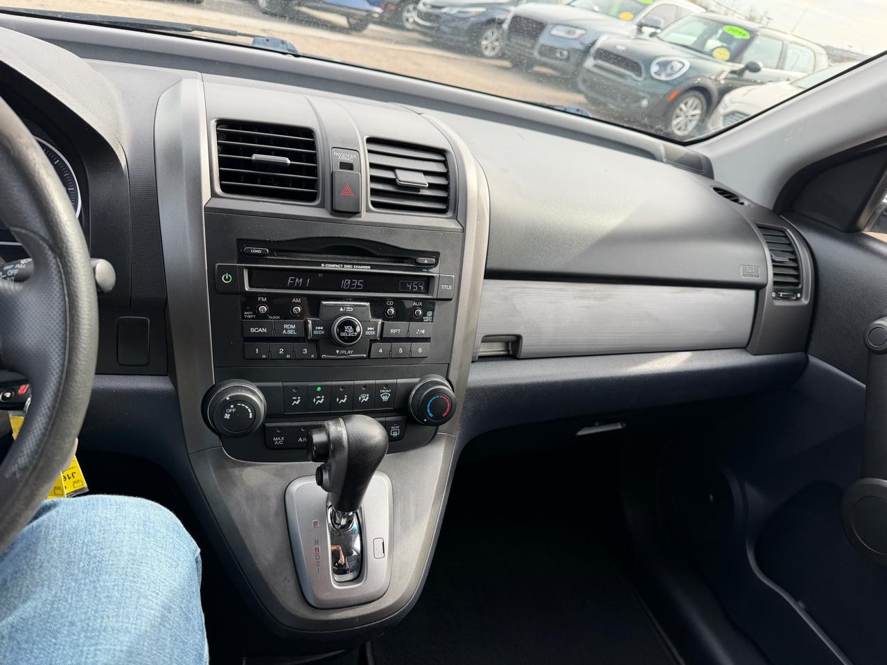 Honda CR-V SE 4WD 5-Speed AT 2011