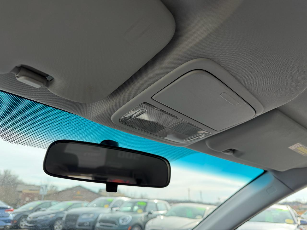 Honda CR-V SE 4WD 5-Speed AT 2011