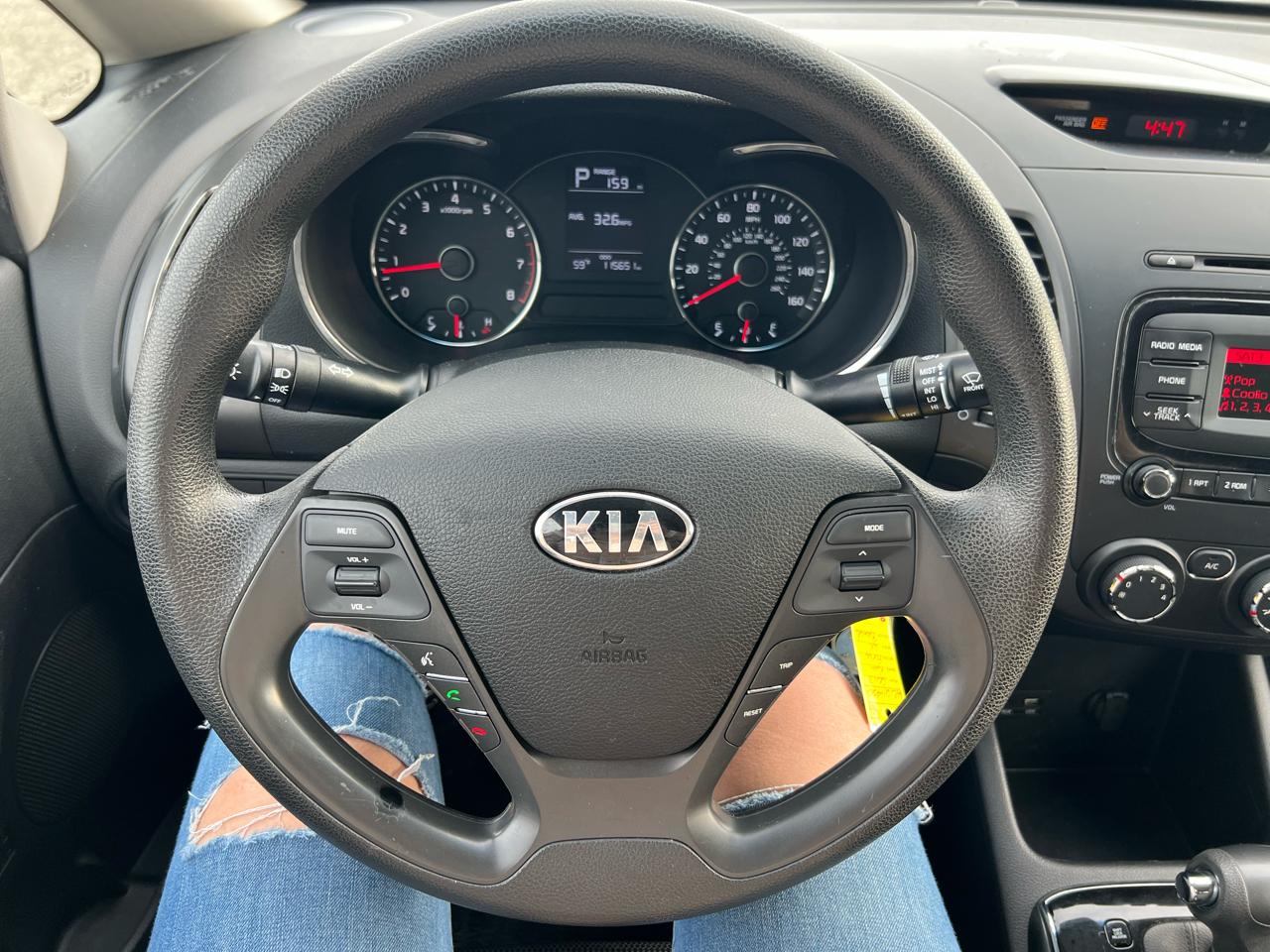 Kia Forte LX 6A 2017
