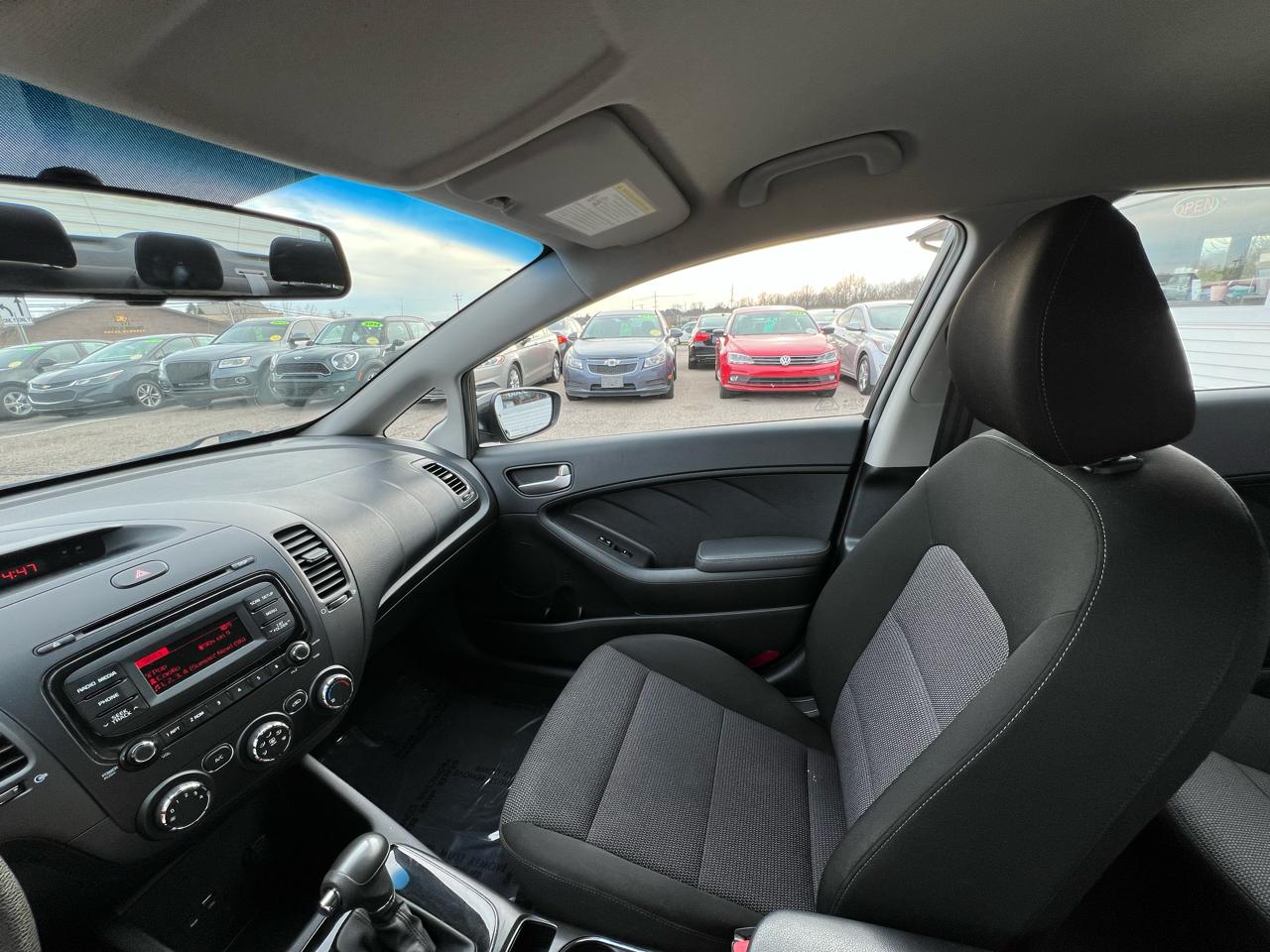 Kia Forte LX 6A 2017