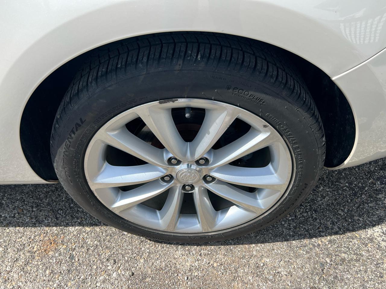 Buick Verano Convenience 2012