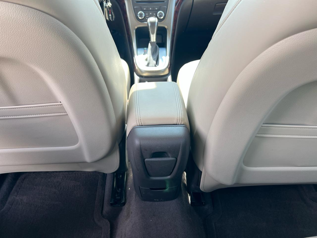 Buick Verano Convenience 2012