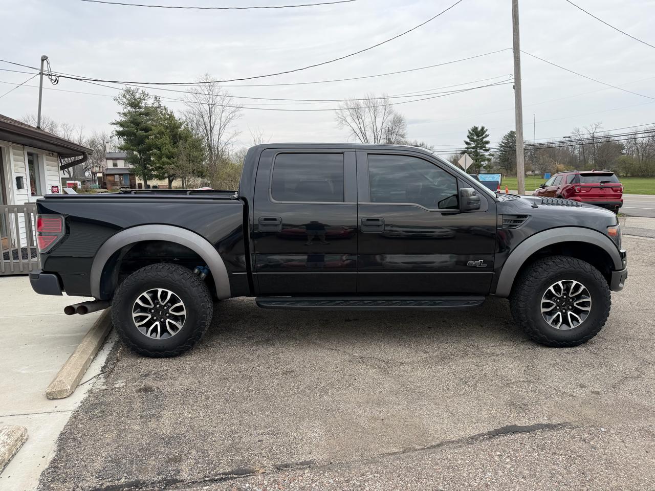 Ford F-150 SVT Raptor SuperCrew 5.5-ft. Bed 4WD 2013