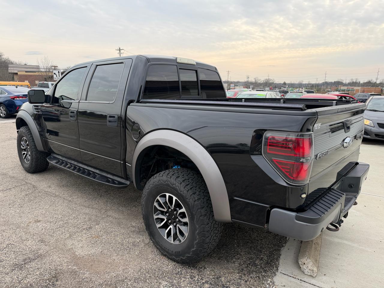 Ford F-150 SVT Raptor SuperCrew 5.5-ft. Bed 4WD 2013