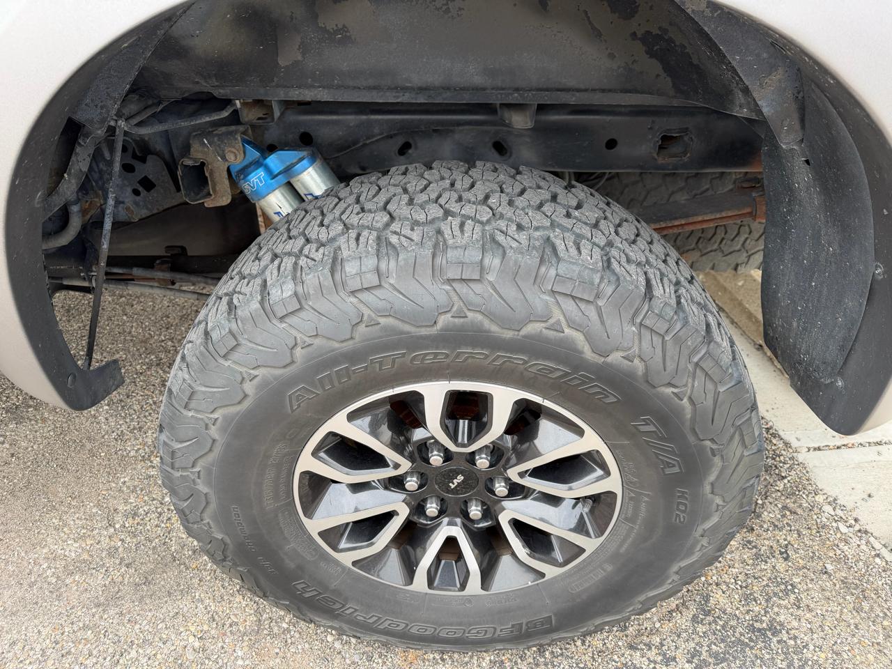 Ford F-150 SVT Raptor SuperCrew 5.5-ft. Bed 4WD 2013