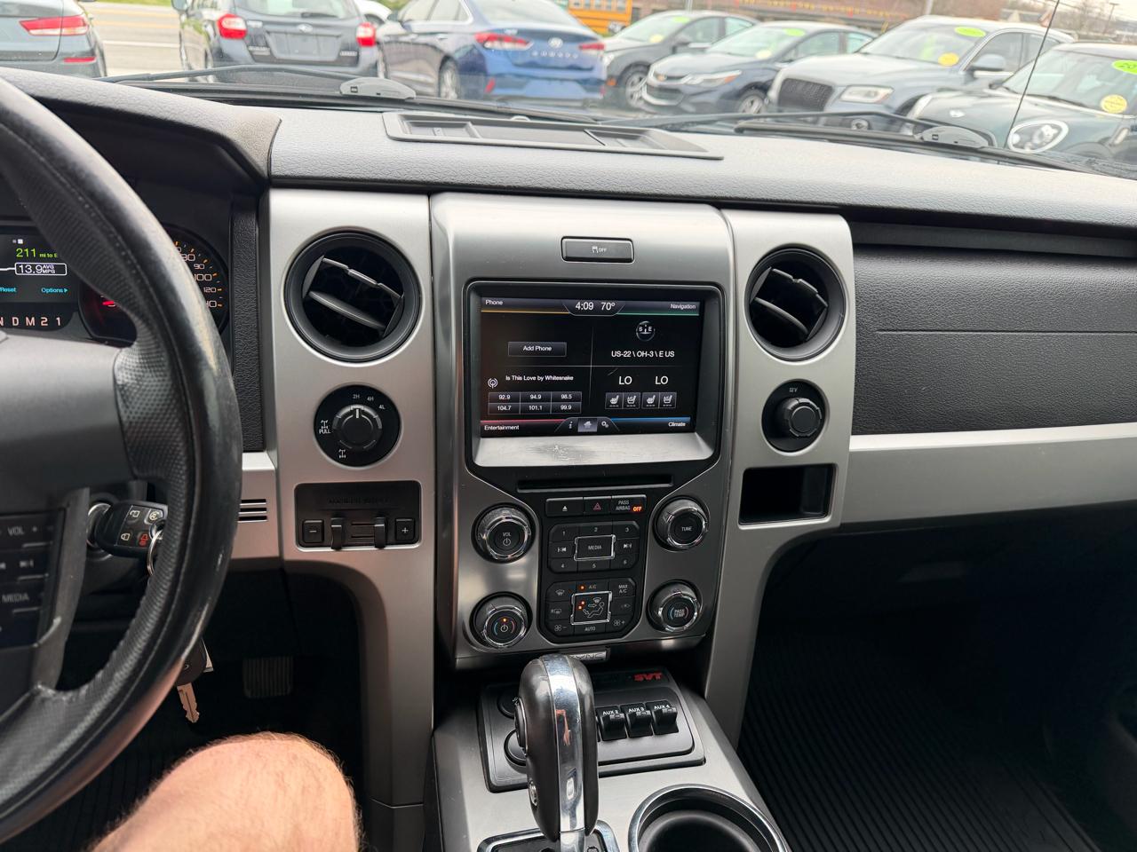 Ford F-150 SVT Raptor SuperCrew 5.5-ft. Bed 4WD 2013