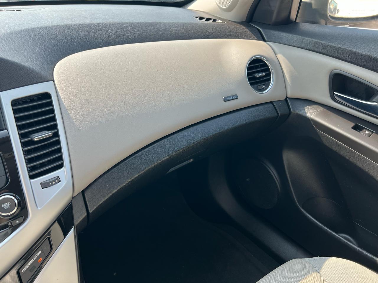 Chevrolet Cruze Limited 1LT Auto 2016