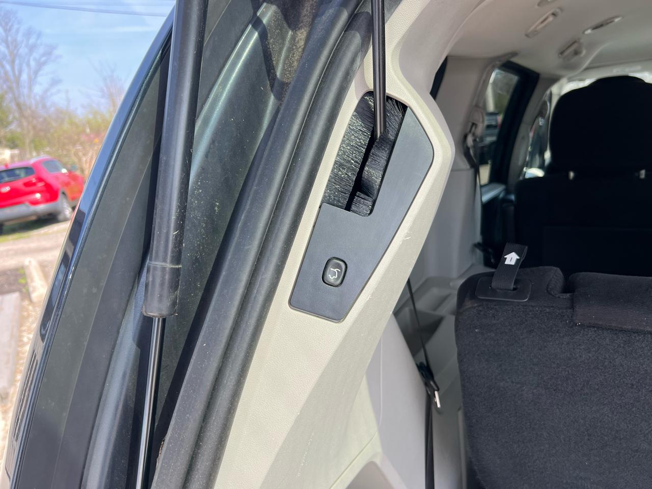 Dodge Grand Caravan SXT 2013