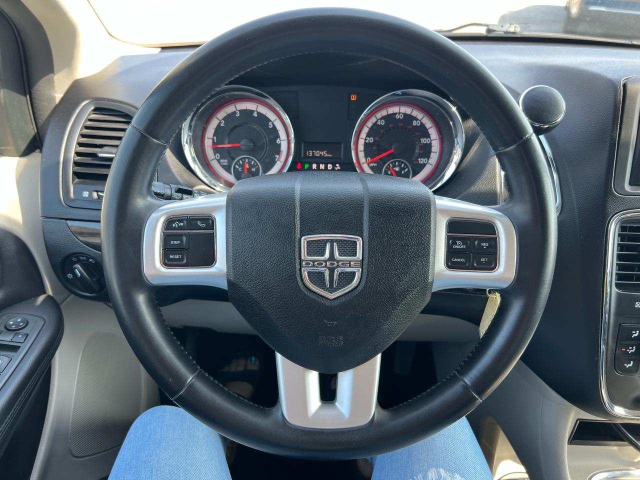 Dodge Grand Caravan SXT 2013