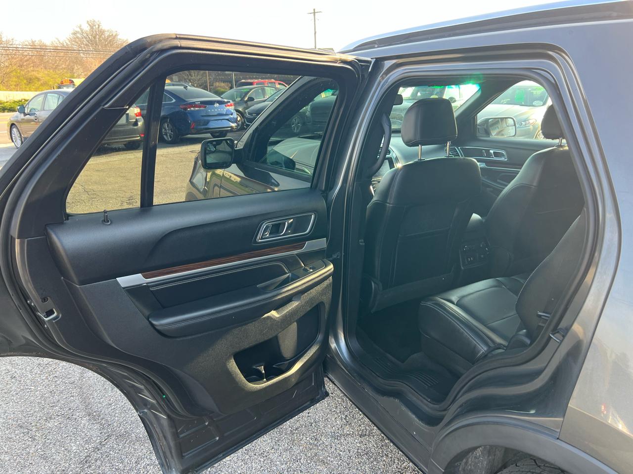 Ford Explorer Limited 4WD 2016