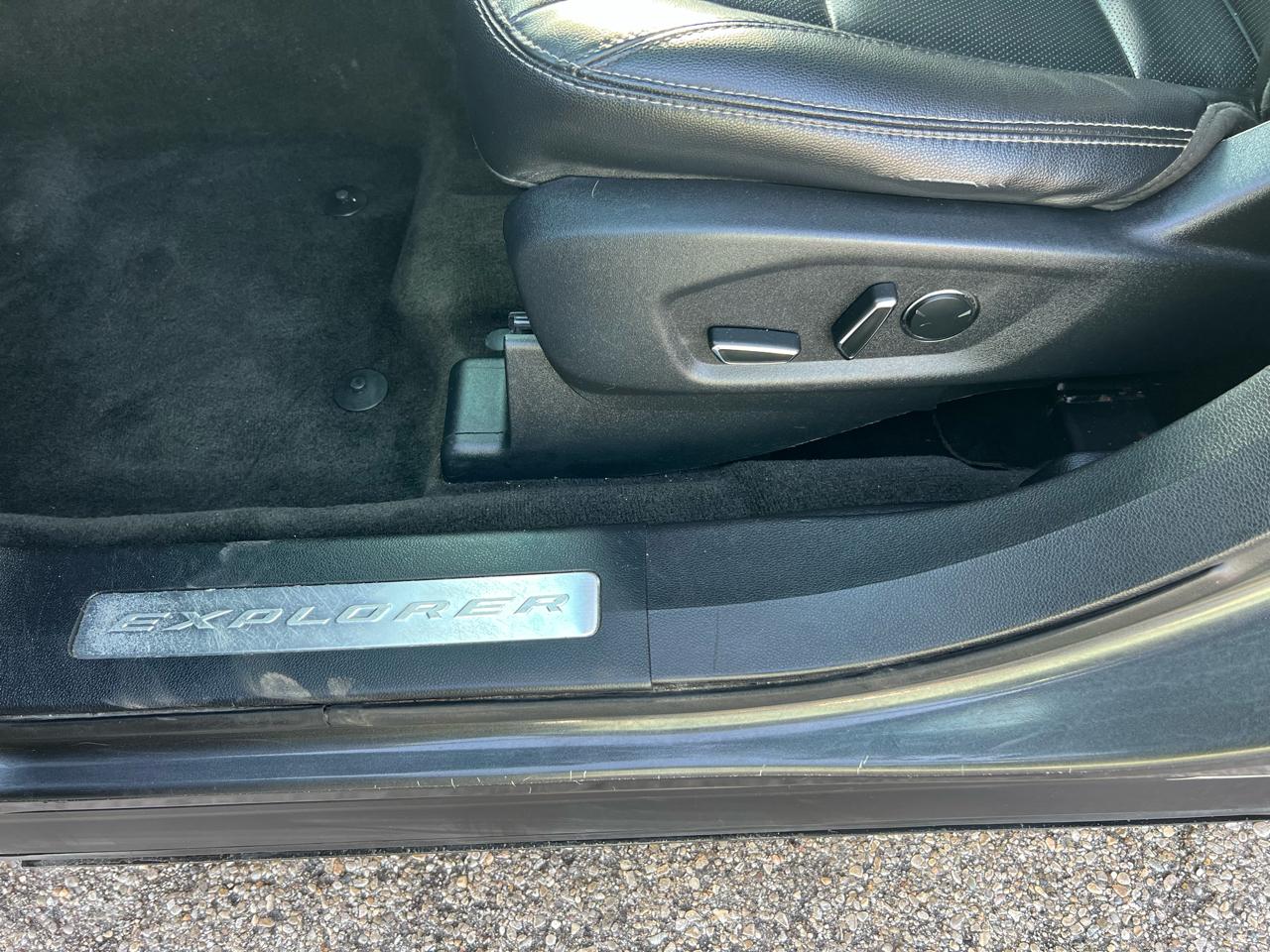 Ford Explorer Limited 4WD 2016