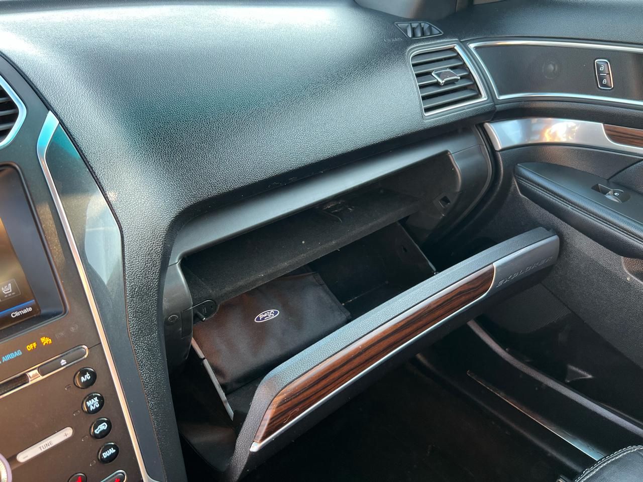 Ford Explorer Limited 4WD 2016