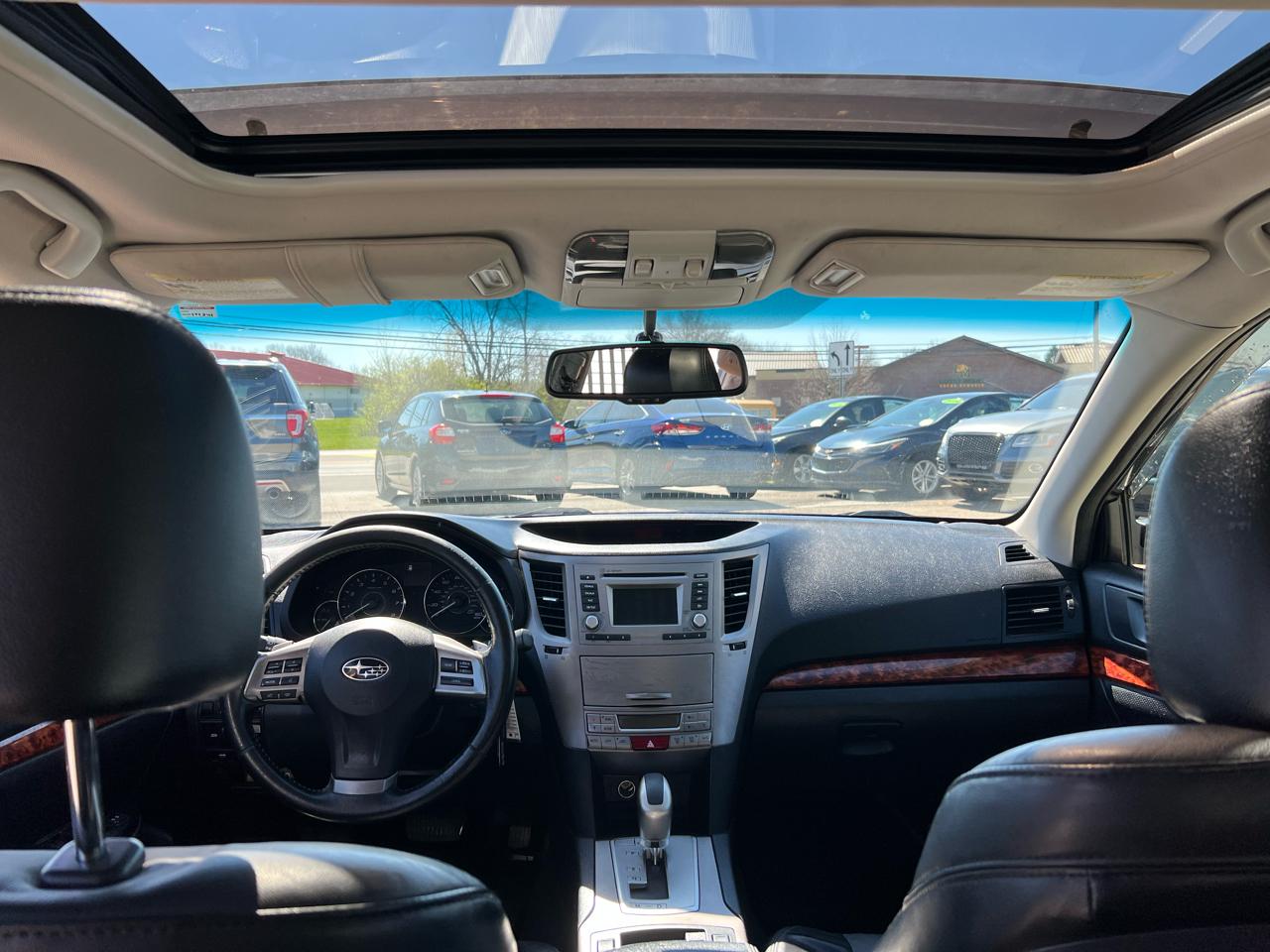 Subaru Legacy 3.6R Limited 2012