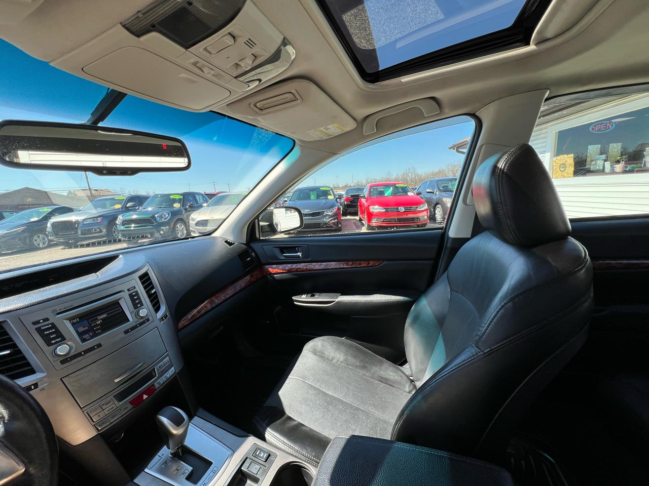 Subaru Legacy 3.6R Limited 2012