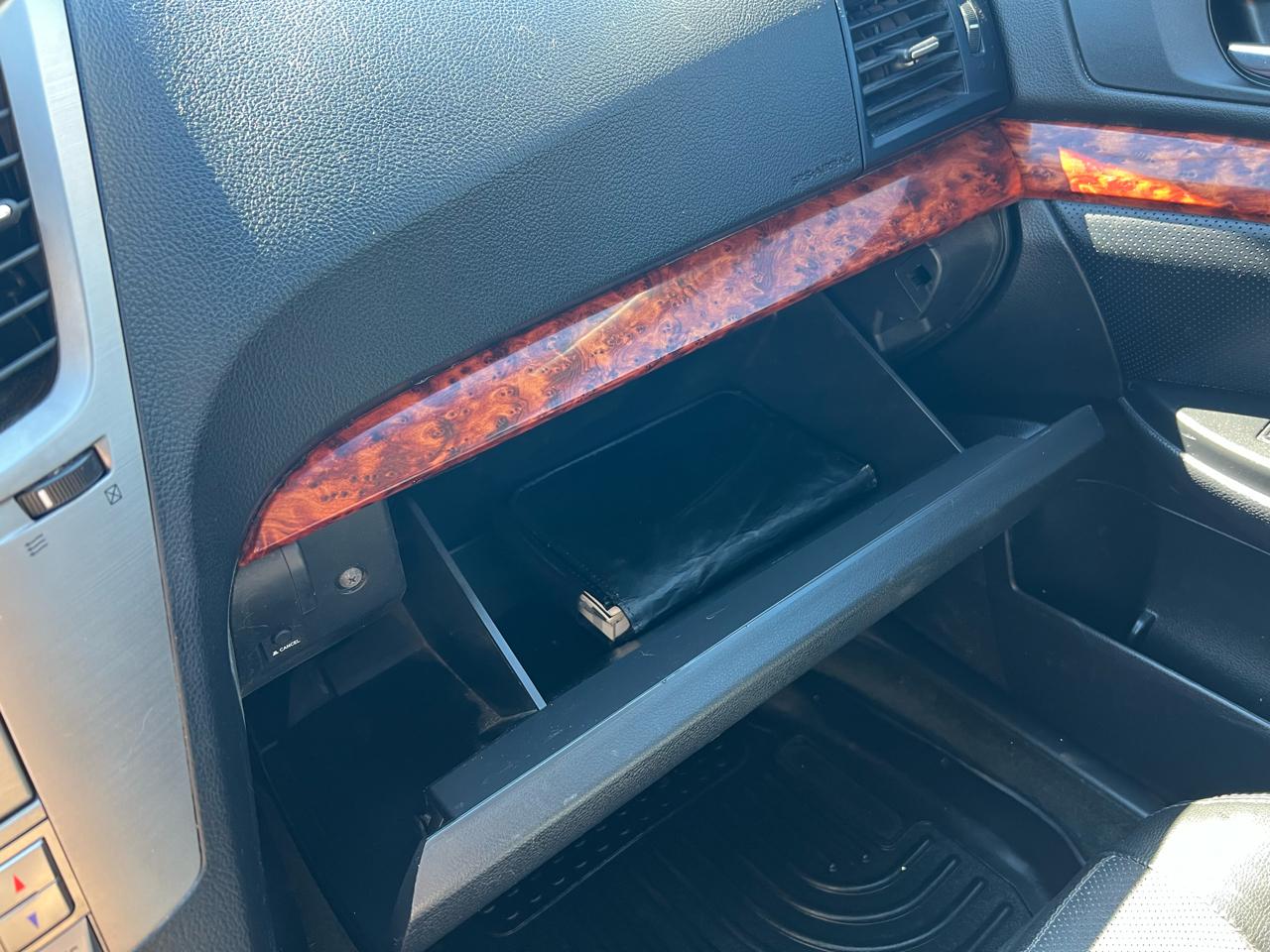 Subaru Legacy 3.6R Limited 2012