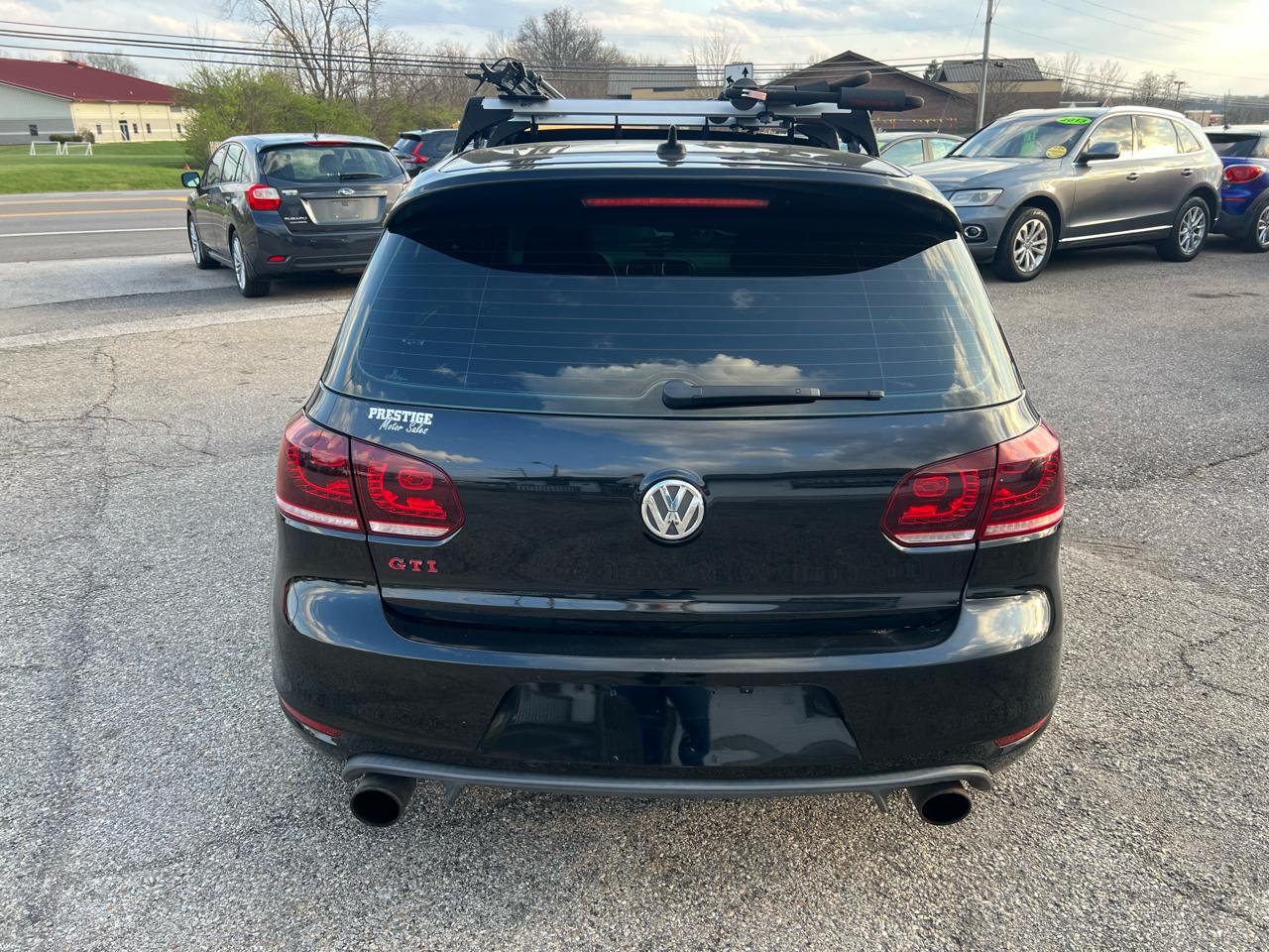 Volkswagen GTI 4-door 2012