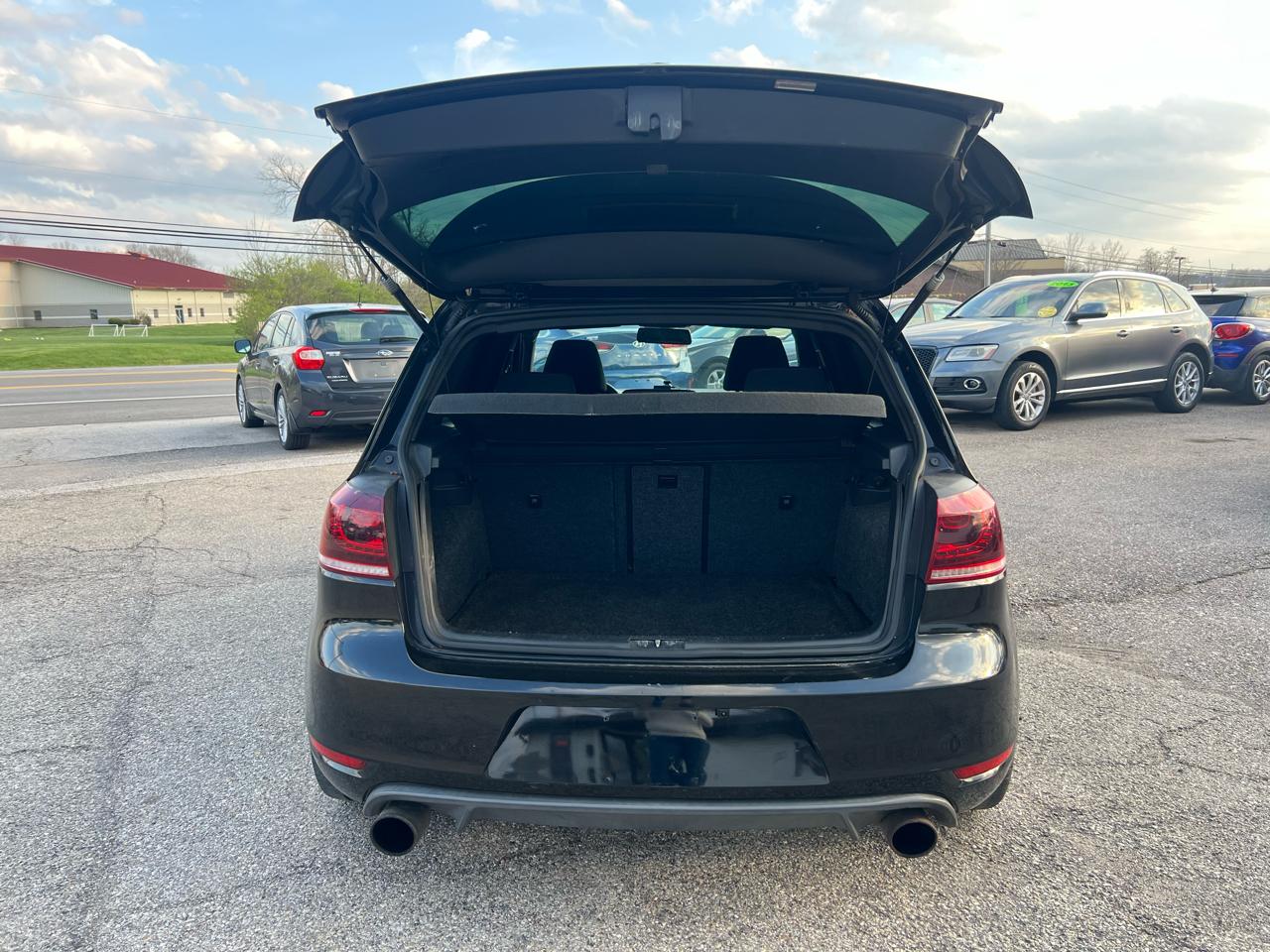 Volkswagen GTI 4-door 2012