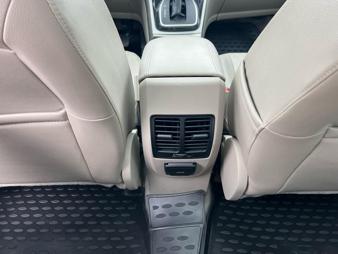 Ford C-Max Energi SEL 2014