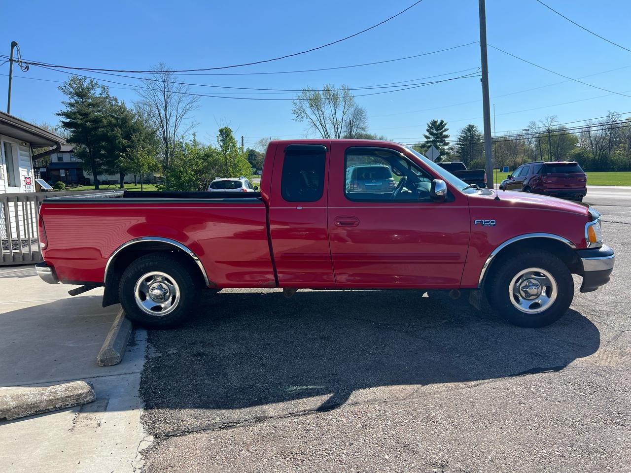 Ford F-150 XL SuperCab Short Bed 2WD 2002