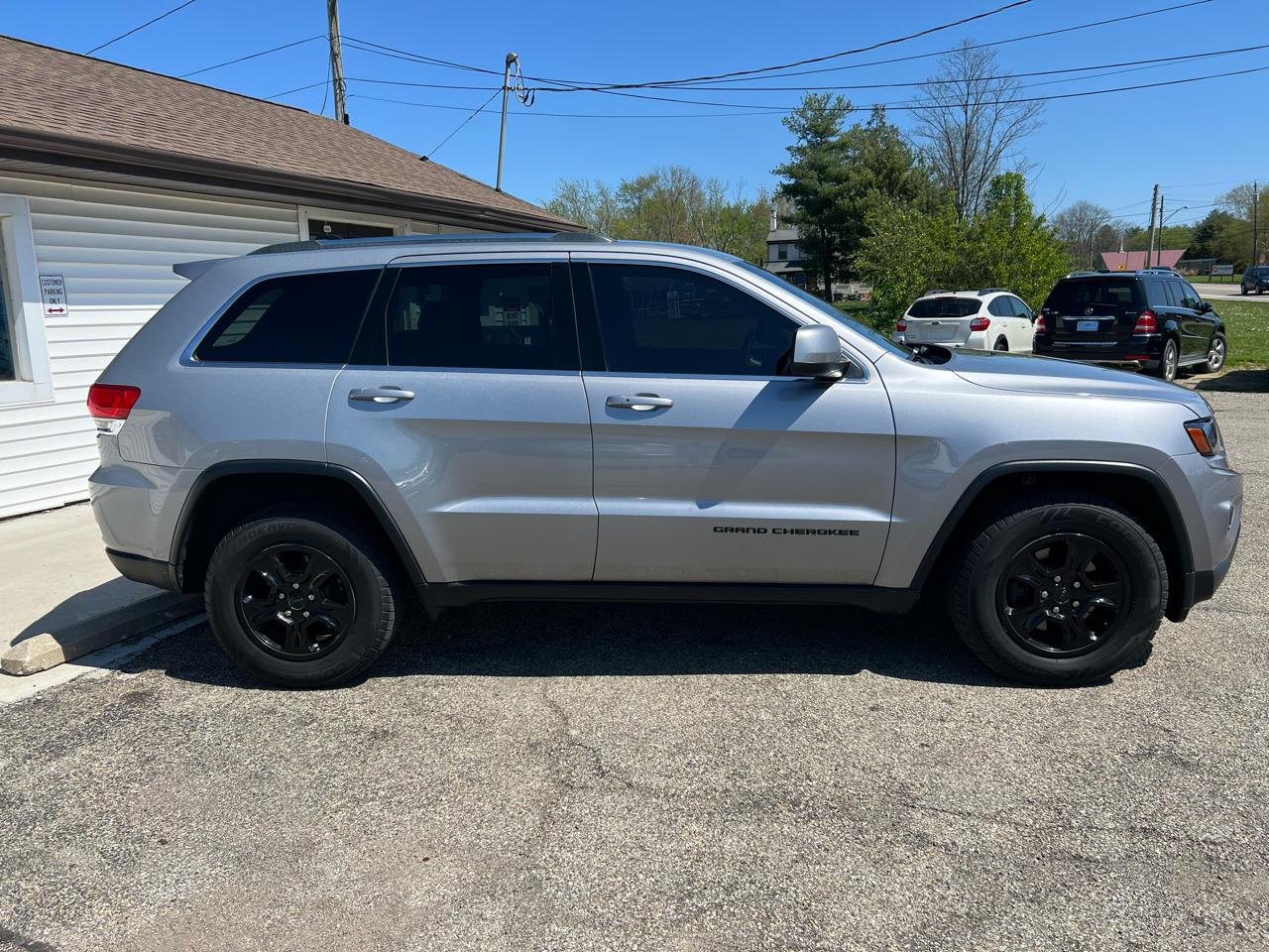 Jeep Grand Cherokee Laredo 4WD 2016
