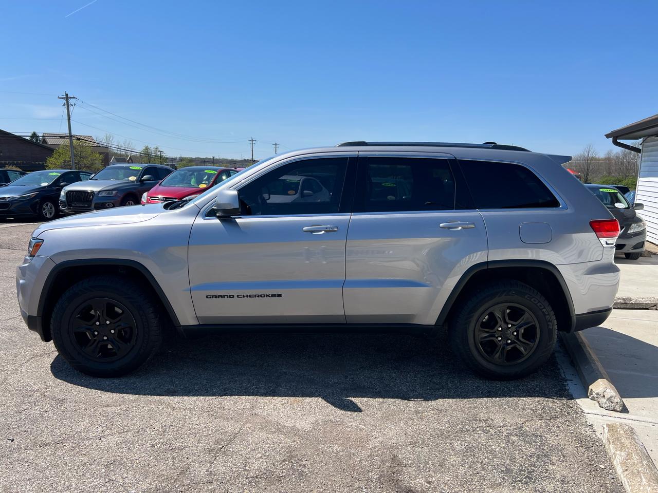 Jeep Grand Cherokee Laredo 4WD 2016
