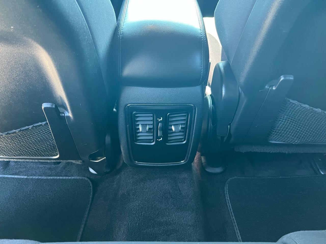 Jeep Grand Cherokee Laredo 4WD 2016