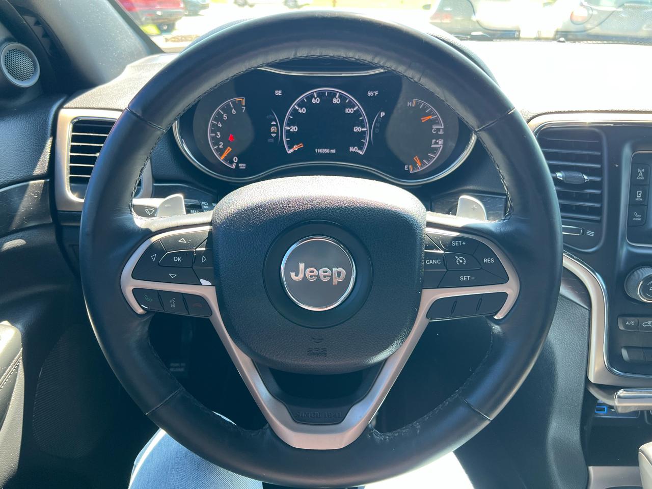 Jeep Grand Cherokee Laredo 4WD 2016