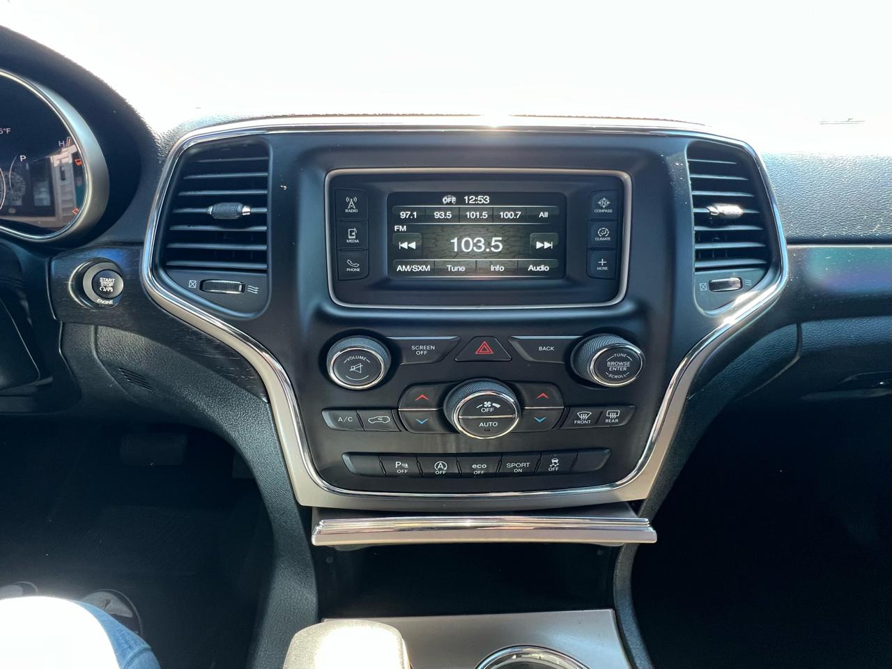 Jeep Grand Cherokee Laredo 4WD 2016