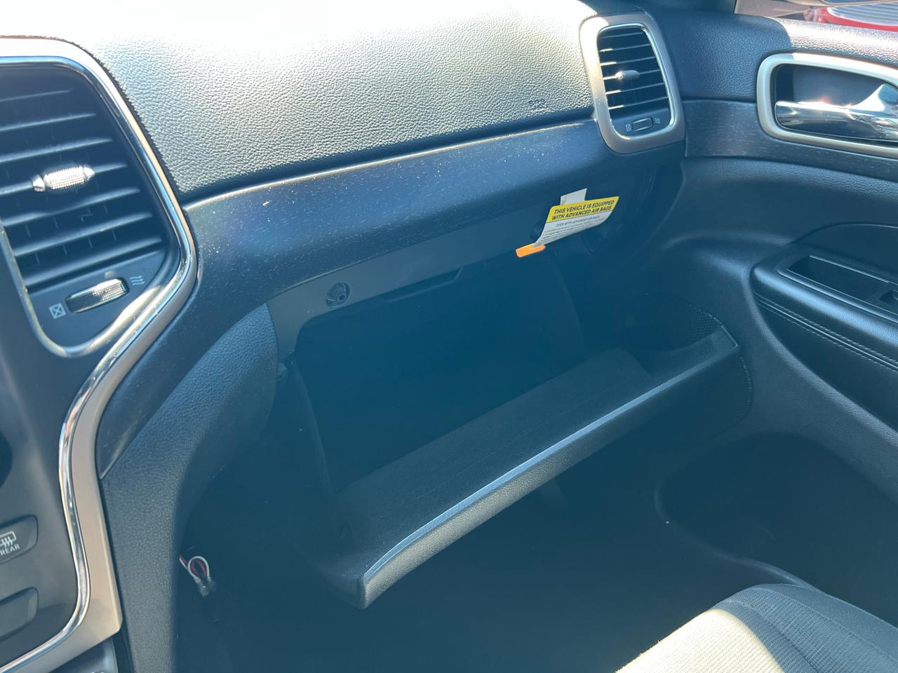 Jeep Grand Cherokee Laredo 4WD 2016