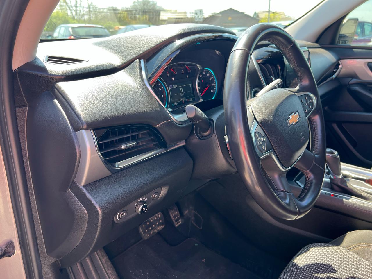 Chevrolet Traverse LT Cloth FWD 2018