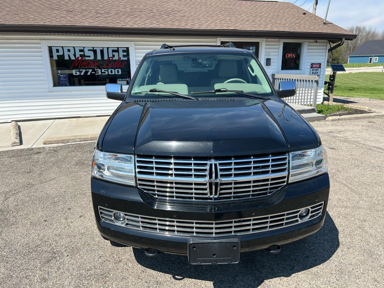 Lincoln Navigator 4WD 2012